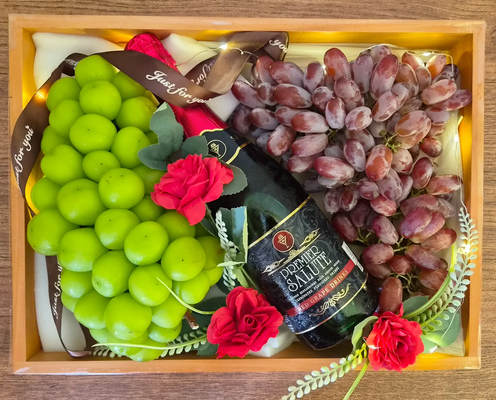 Celebration Hampers – Goldenfruit fruit hamper