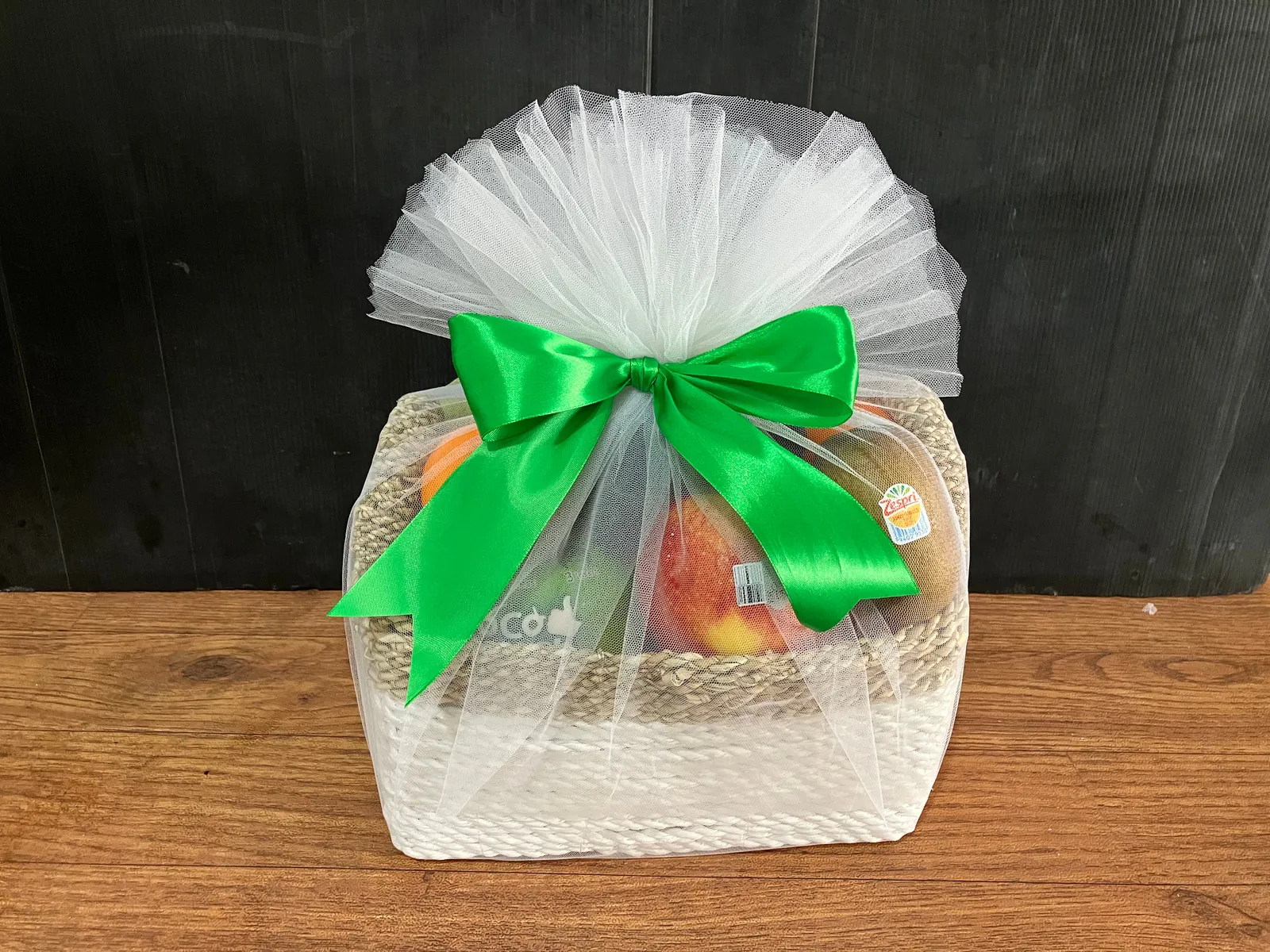 Coco Delight – Goldenfruit fruit hamper