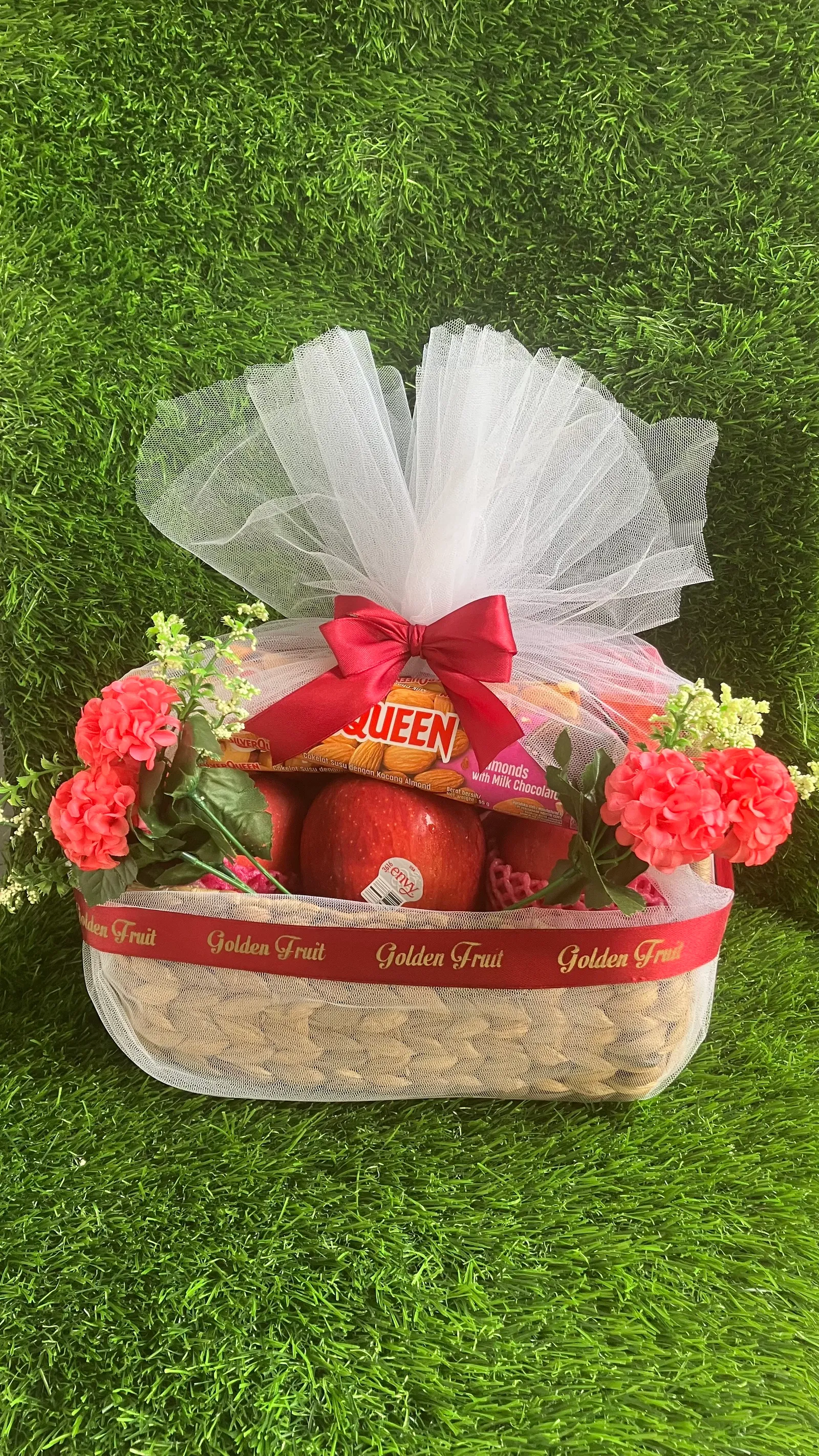 Sweet Valentine – Goldenfruit fruit hamper